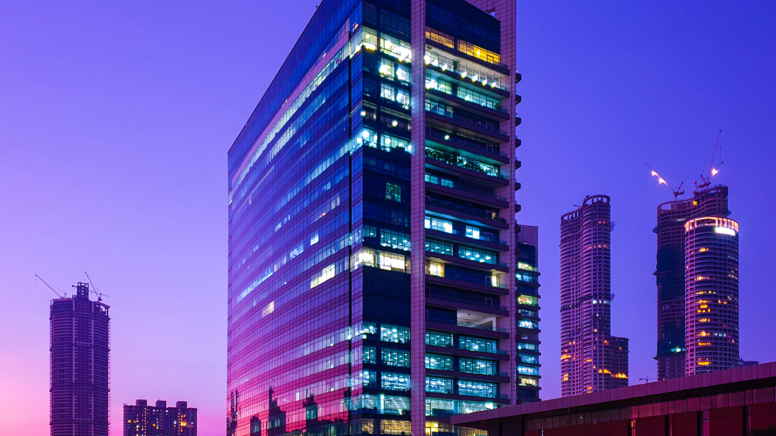 Indian IT professionals collaborating with Global Capability Centers (GCCs), co-developing AI-driven solutions and digital transformation strategies to drive innovation and global enterprise growth.